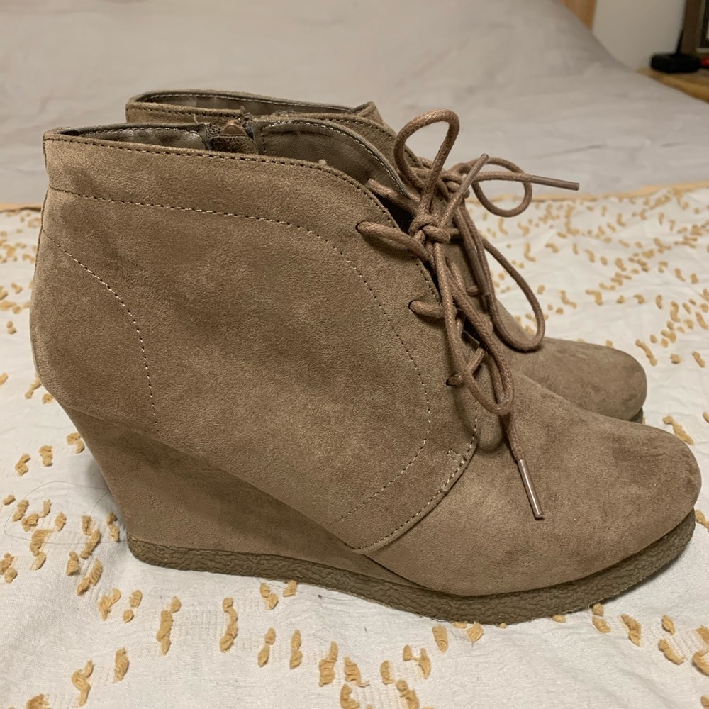 Women’s Merona Booties - Picture 1 of 4